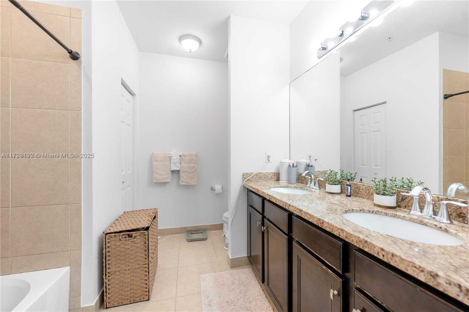 Small Image of 1030 SOUTH WEST 147TH AVE #10610, Pembroke Pines Number 20