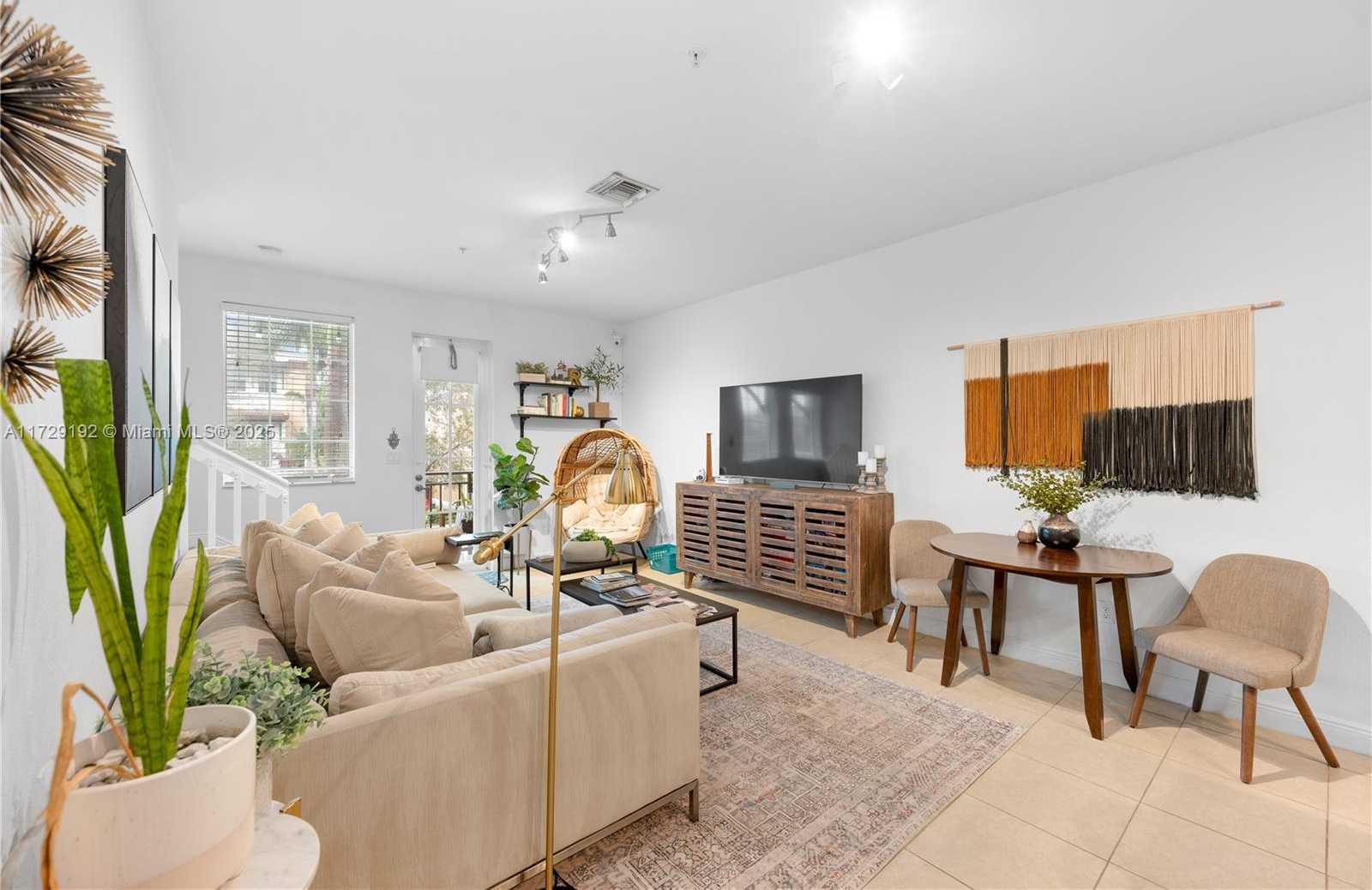 Small Image of 1030 SOUTH WEST 147TH AVE #10610, Pembroke Pines Number 3