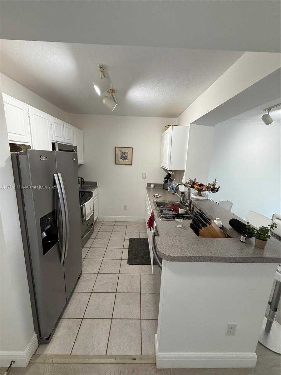 Small Image of 2665 SOUTH WEST 37TH AVE #1213, Miami Number 8