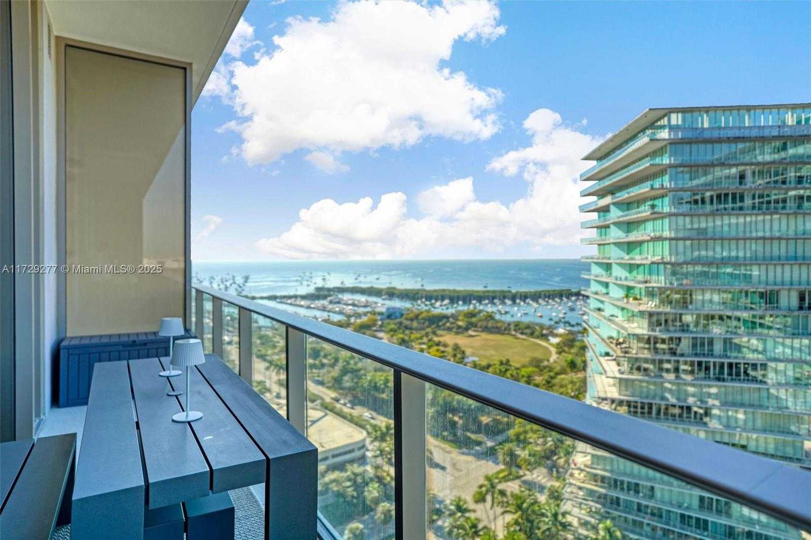 Small Image of 2655 S Bayshore Dr, Miami, FL 33133, USA Number 2