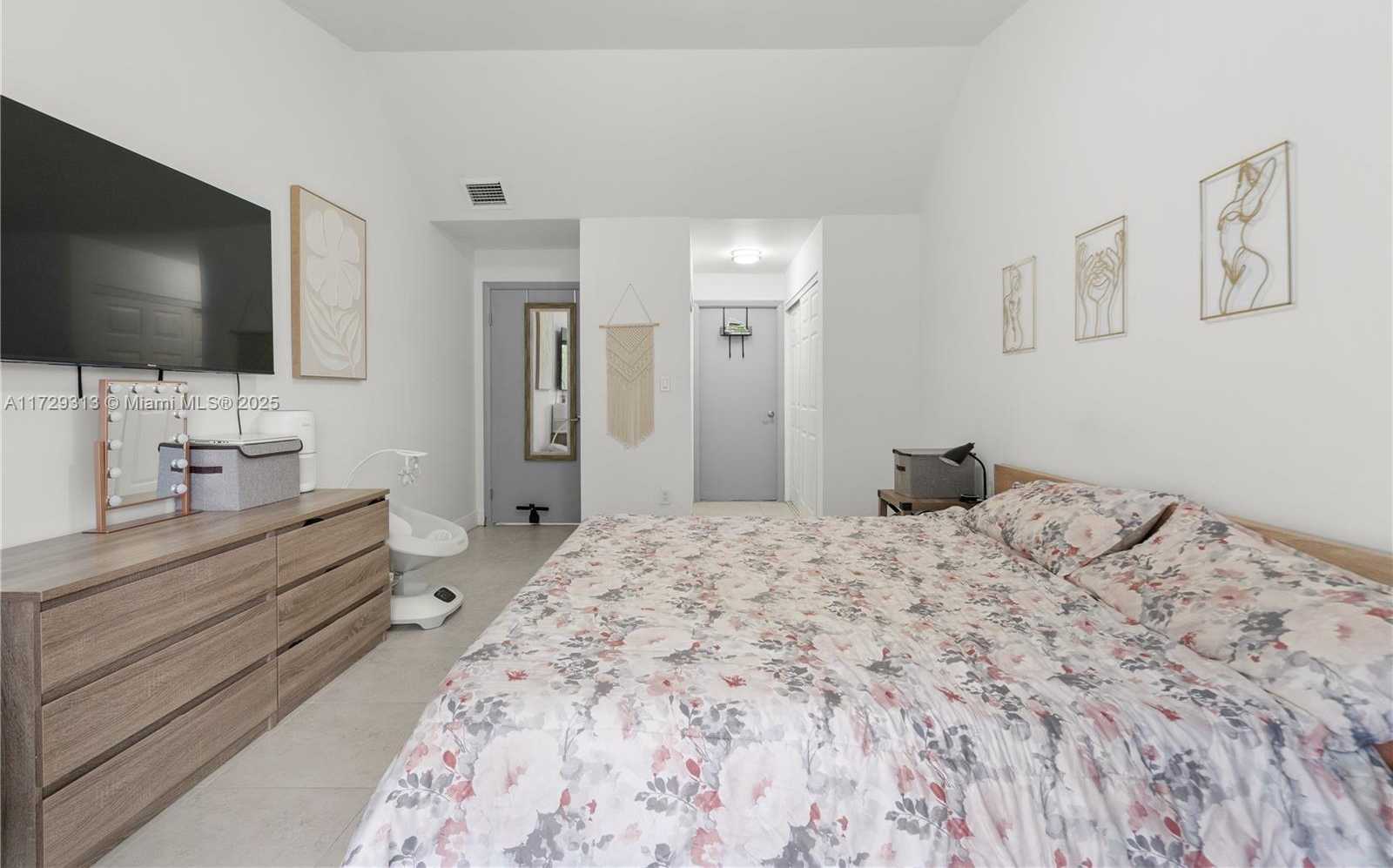 Small Image of 440 NORTH WEST 214TH ST #203, Miami Gardens Number 12