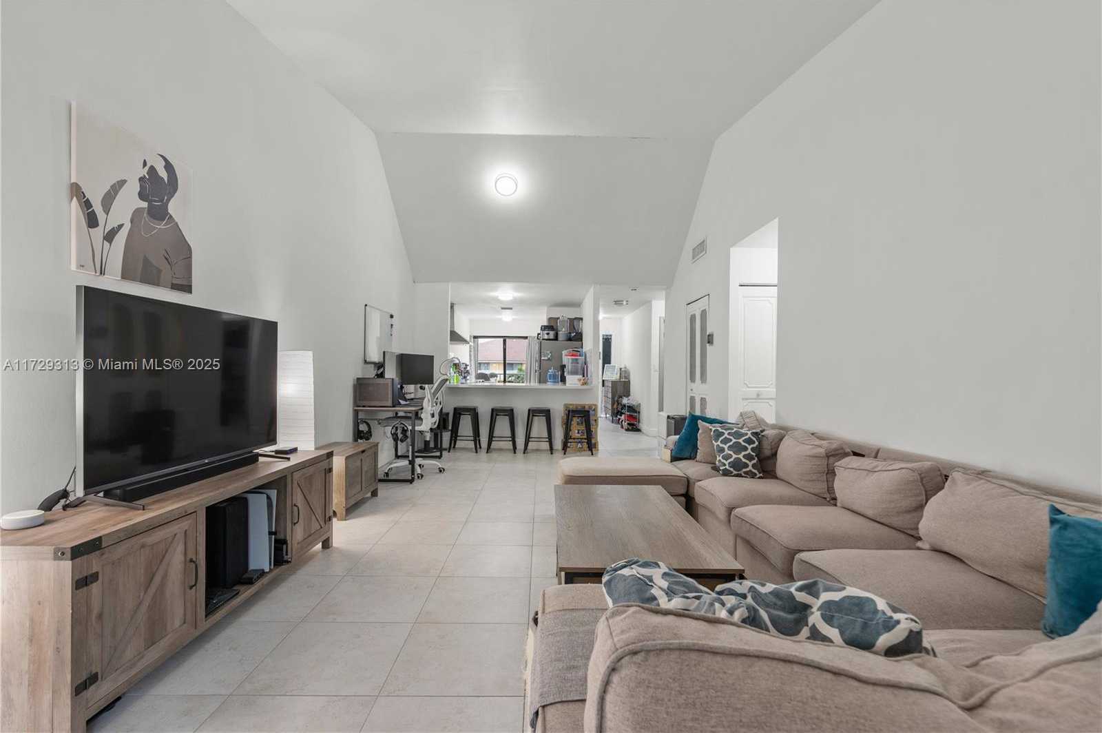 Small Image of 440 NORTH WEST 214TH ST #203, Miami Gardens Number 3