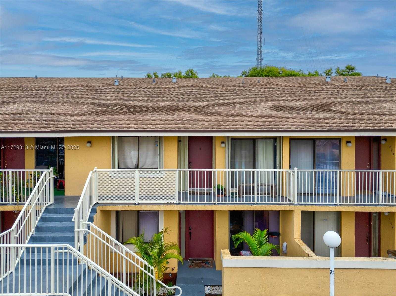 Small Image of 440 NORTH WEST 214TH ST #203, Miami Gardens Number 4