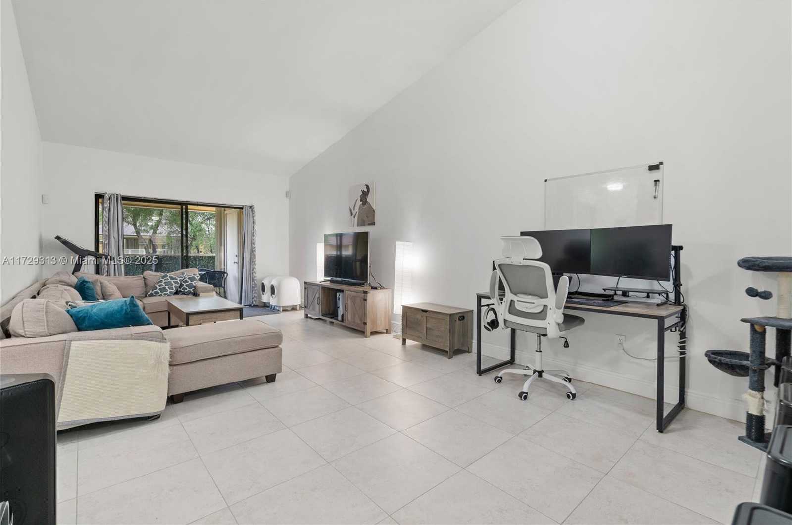 Small Image of 440 NORTH WEST 214TH ST #203, Miami Gardens Number 9