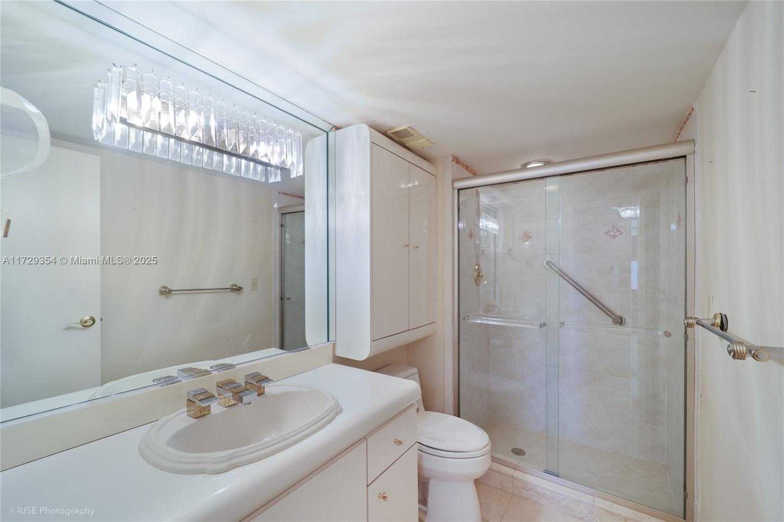 Small Image of 2401 COLLINS AVE #1109, Miami Beach Number 15