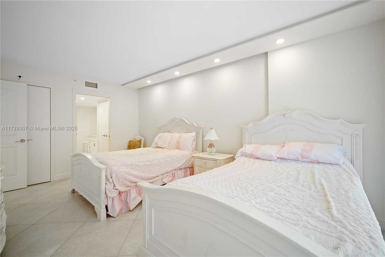 Small Image of 9341 COLLINS AVE #205, Surfside Number 13