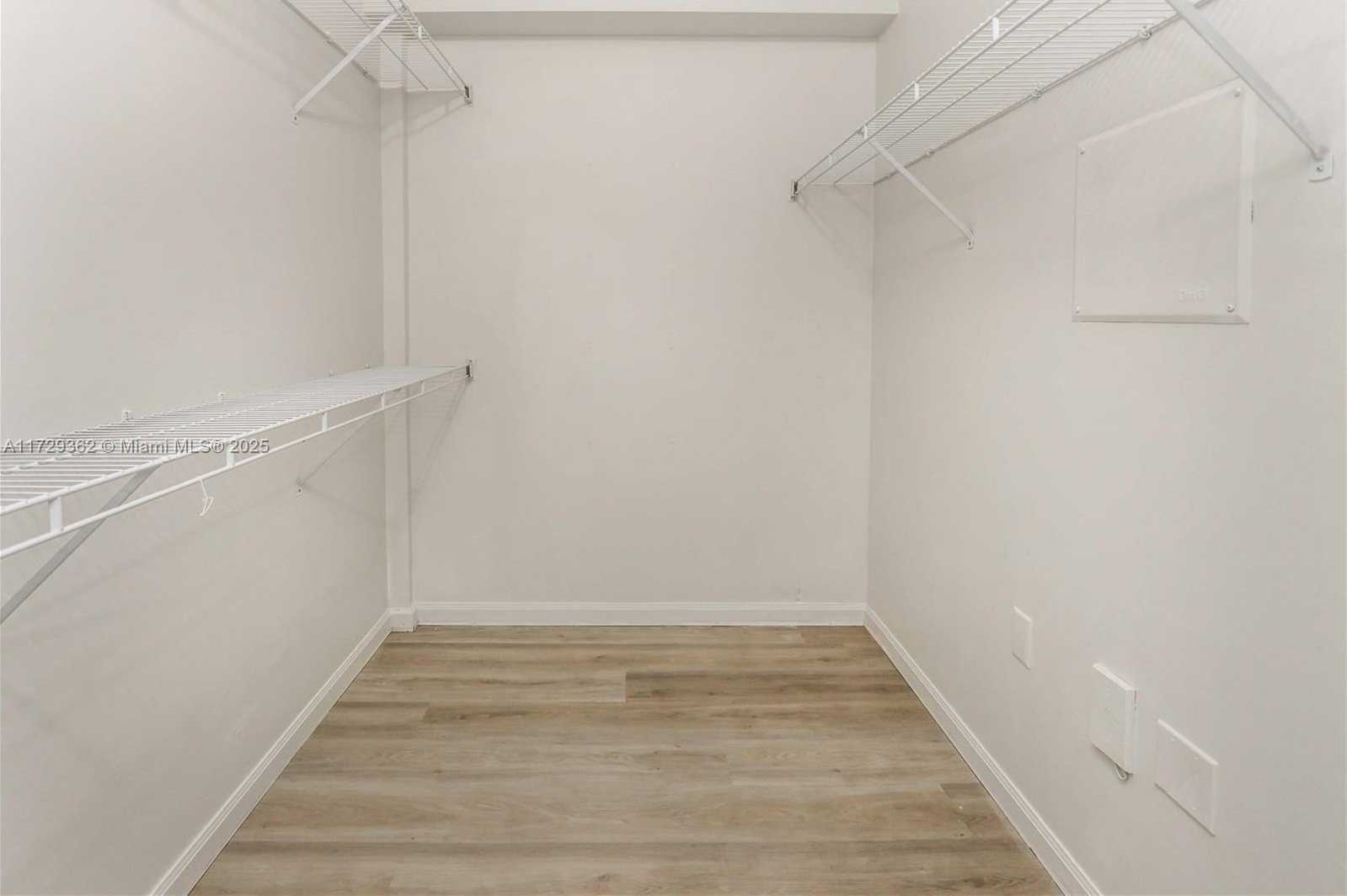 Small Image of 1900 Van Buren St, Hollywood, FL 33020, USA Number 11