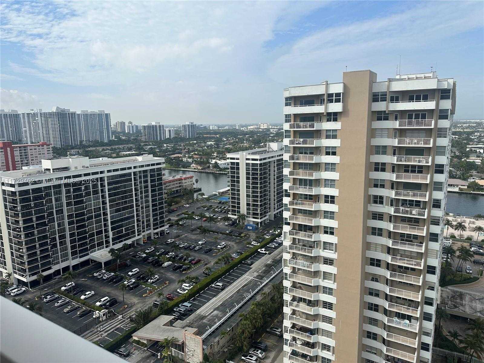 Small Image of 1980 SOUTH OCEAN DR #22P, Hallandale Beach Number 21