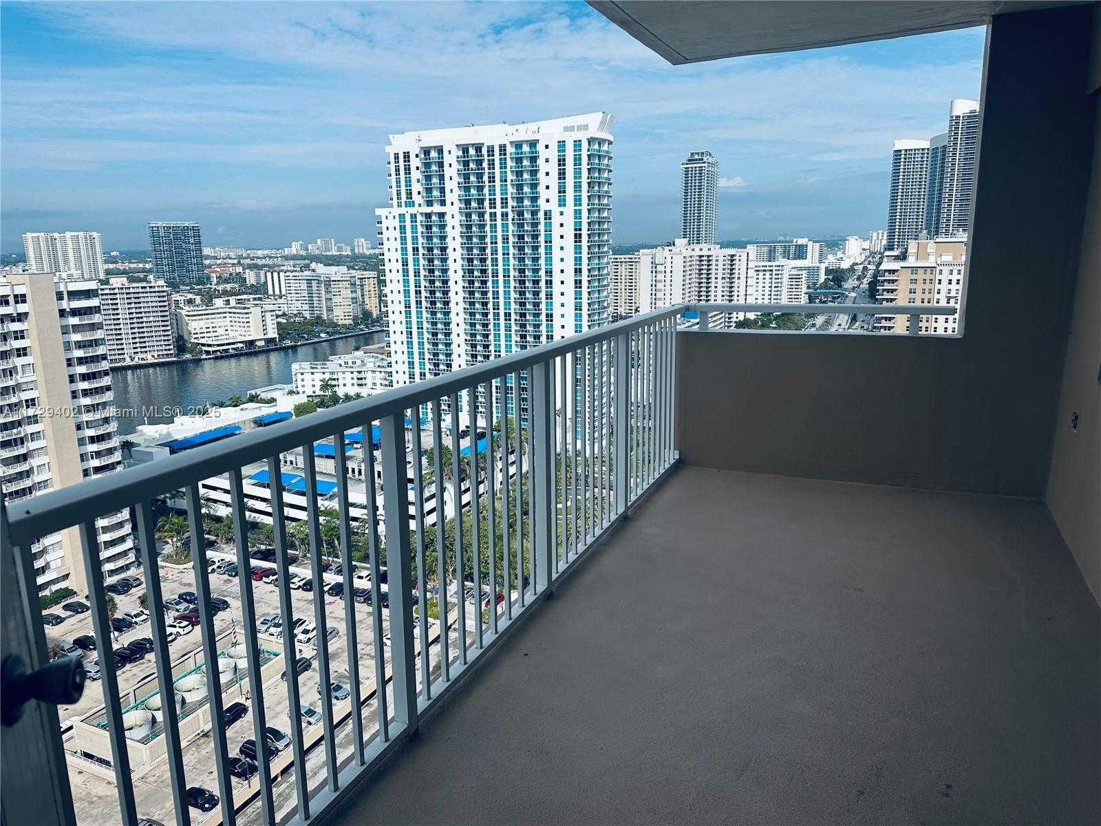 Small Image of 1980 SOUTH OCEAN DR #22P, Hallandale Beach Number 7