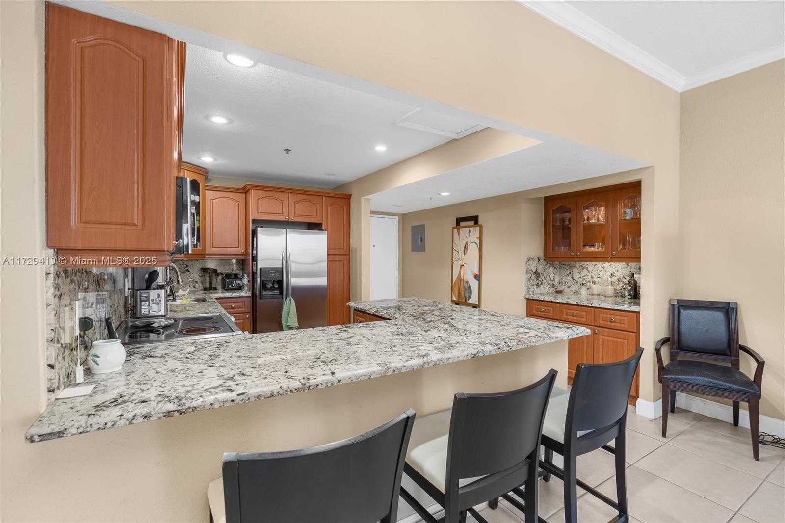 Small Image of 20505 EAST COUNTRY CLUB DR #PH-38, Aventura Number 26