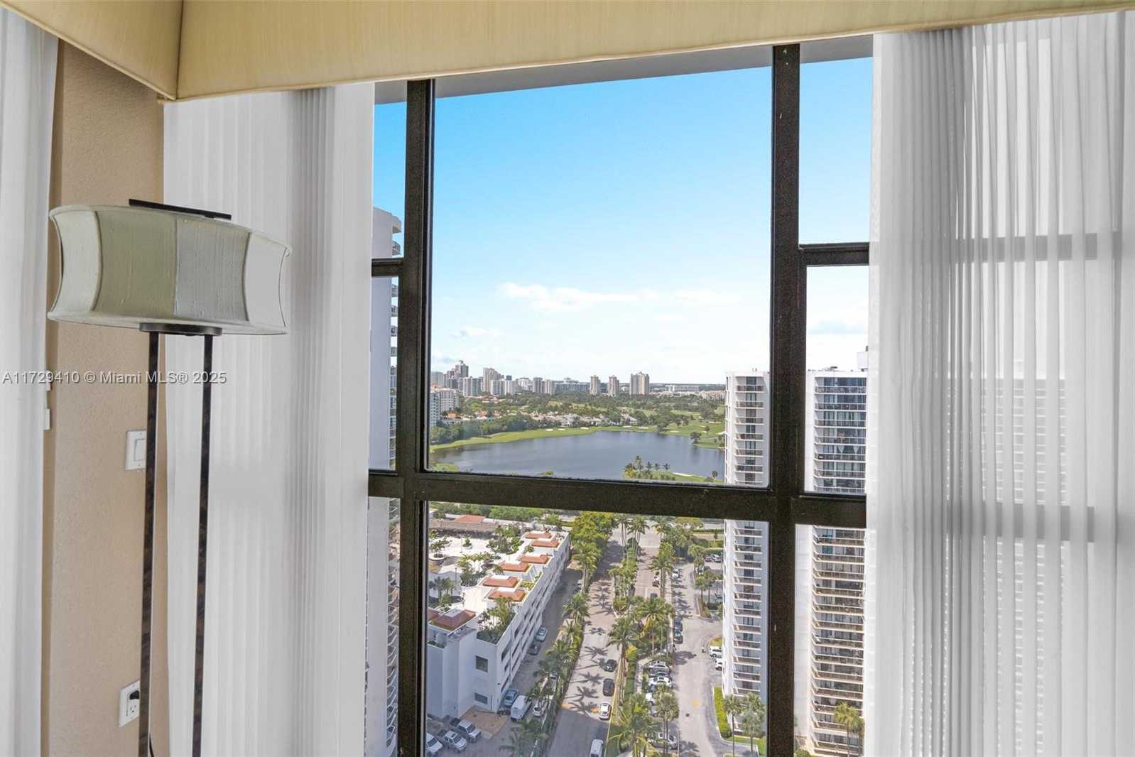 Small Image of 20505 EAST COUNTRY CLUB DR #PH-38, Aventura Number 36