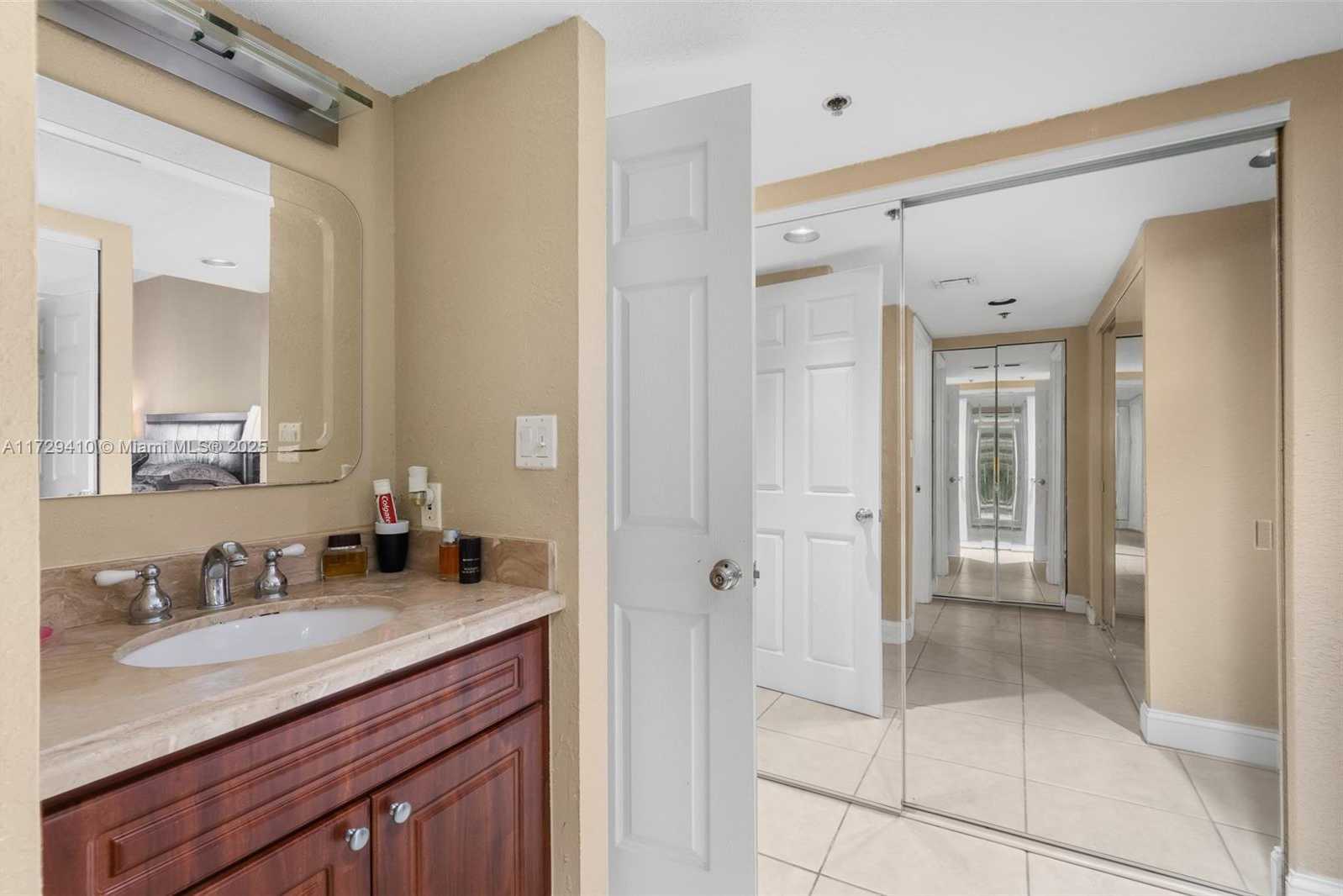Small Image of 20505 EAST COUNTRY CLUB DR #PH-38, Aventura Number 48