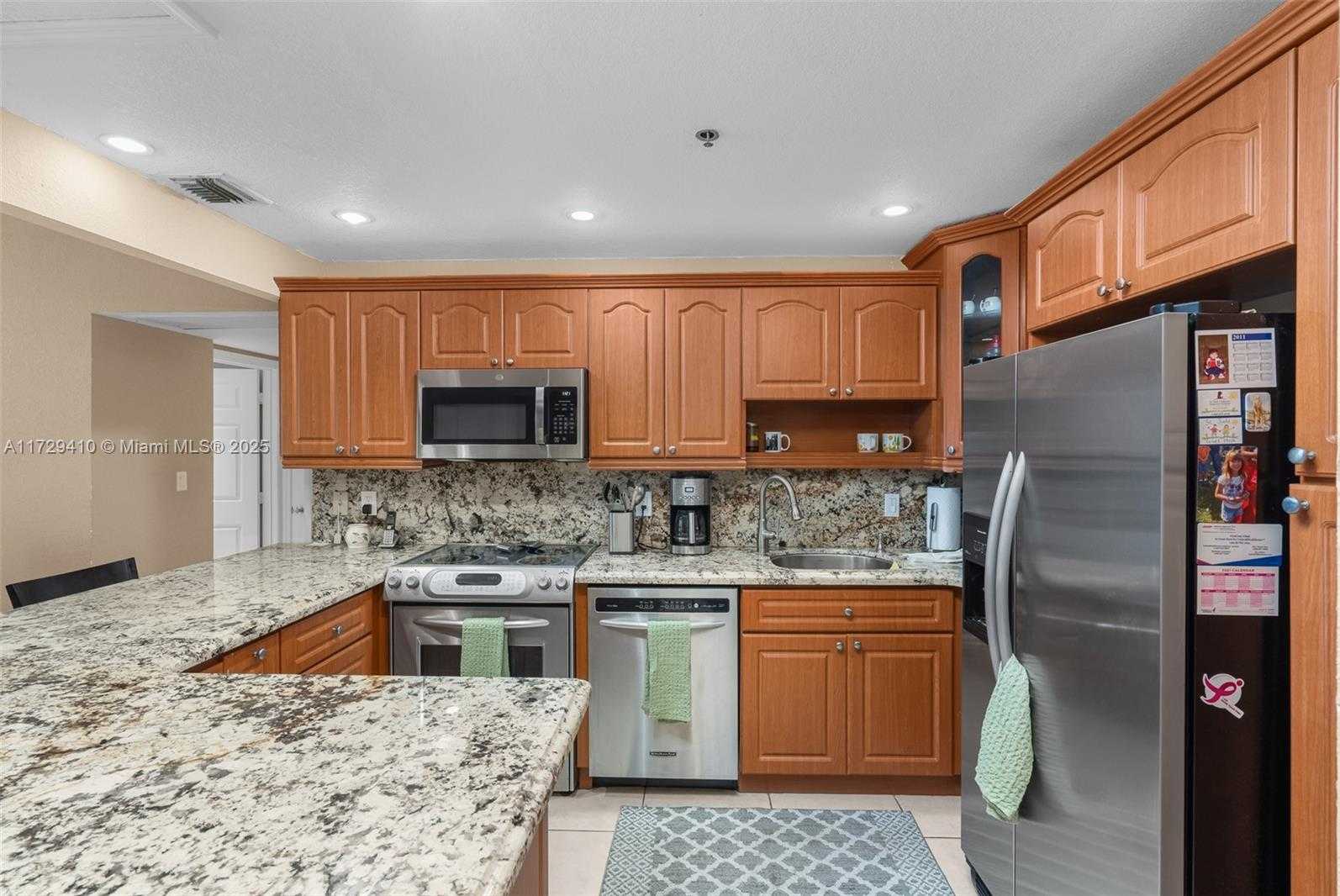 Small Image of 20505 EAST COUNTRY CLUB DR #PH-38, Aventura Number 57