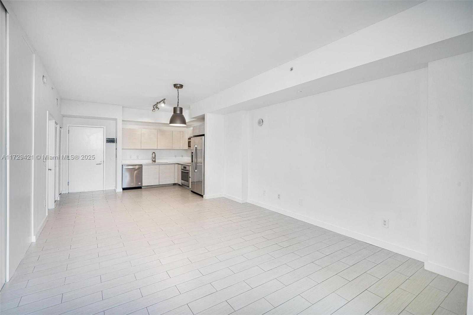 Small Image of 4250 BISCAYNE BLVD #607, Miami Number 7