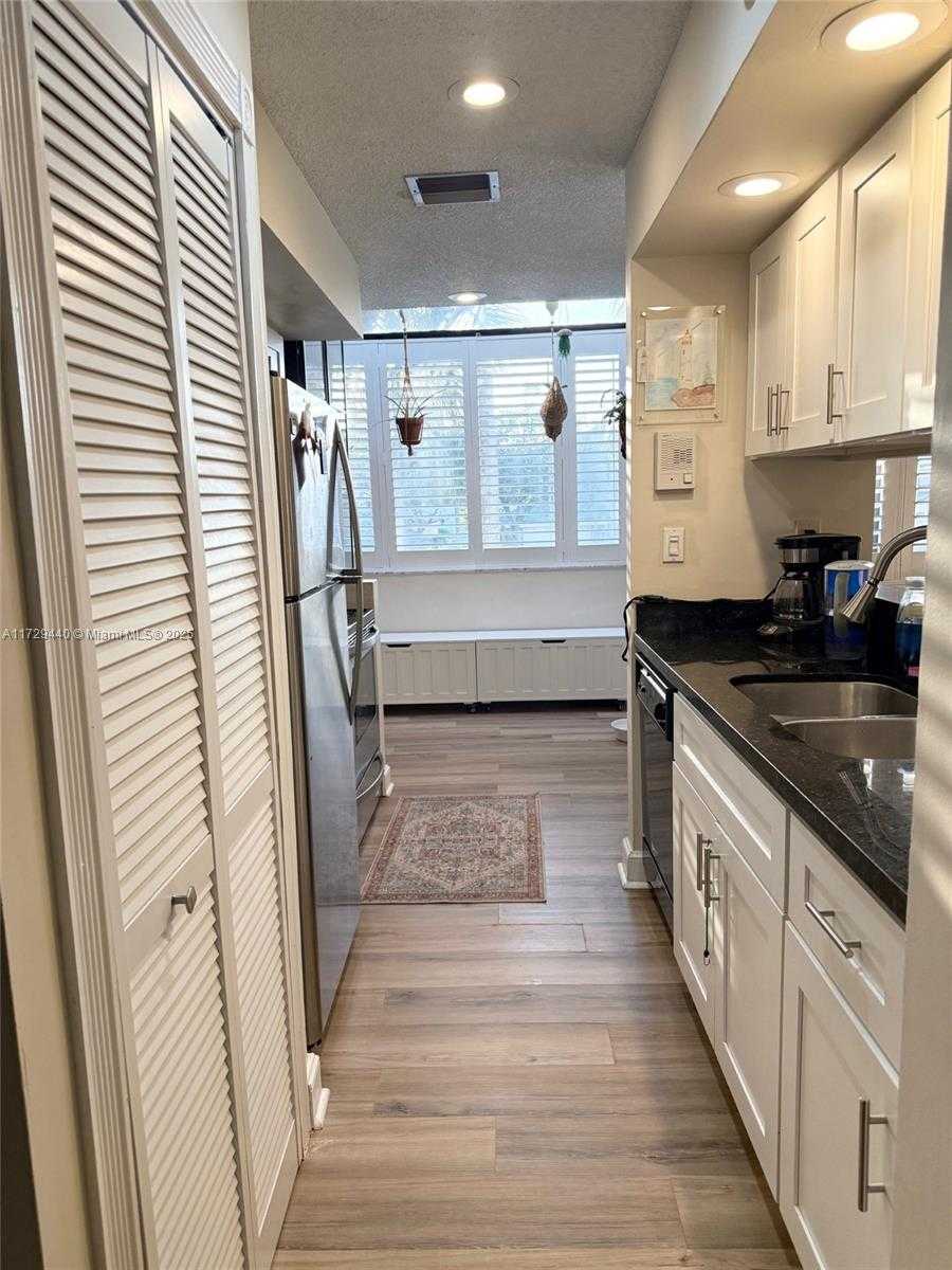 Small Image of 1651 NORTH WEST 81ST WAY #1651, Plantation Number 3