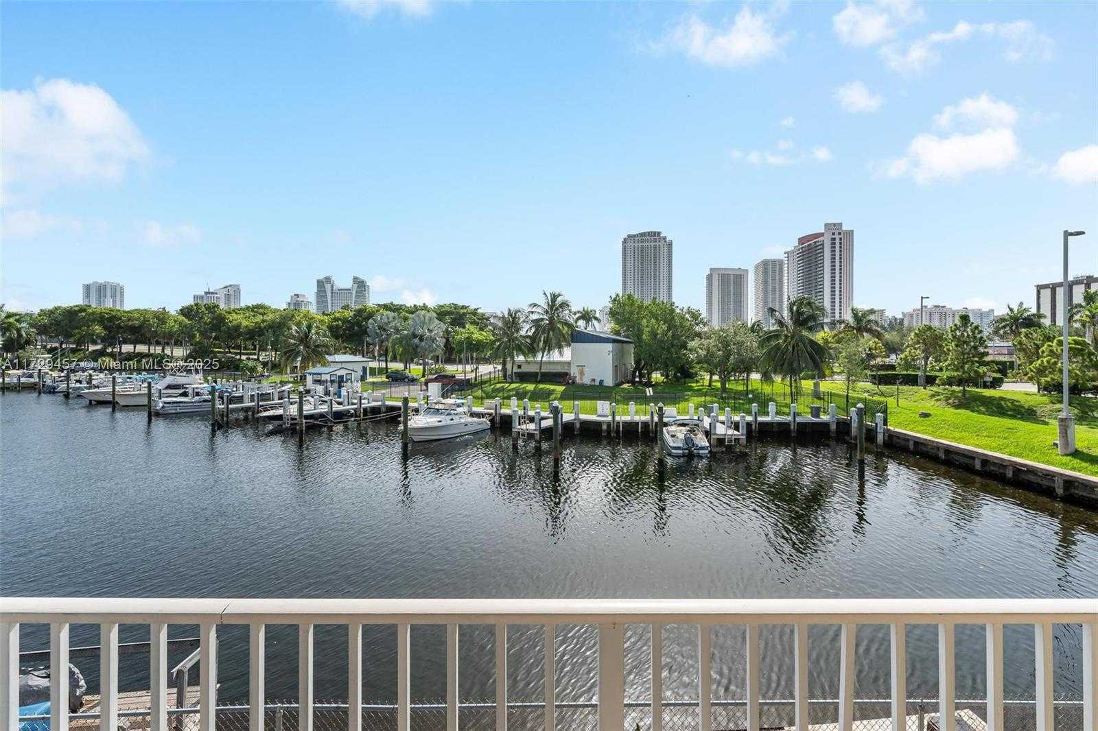 Small Image of Hallandale Beach Number 14