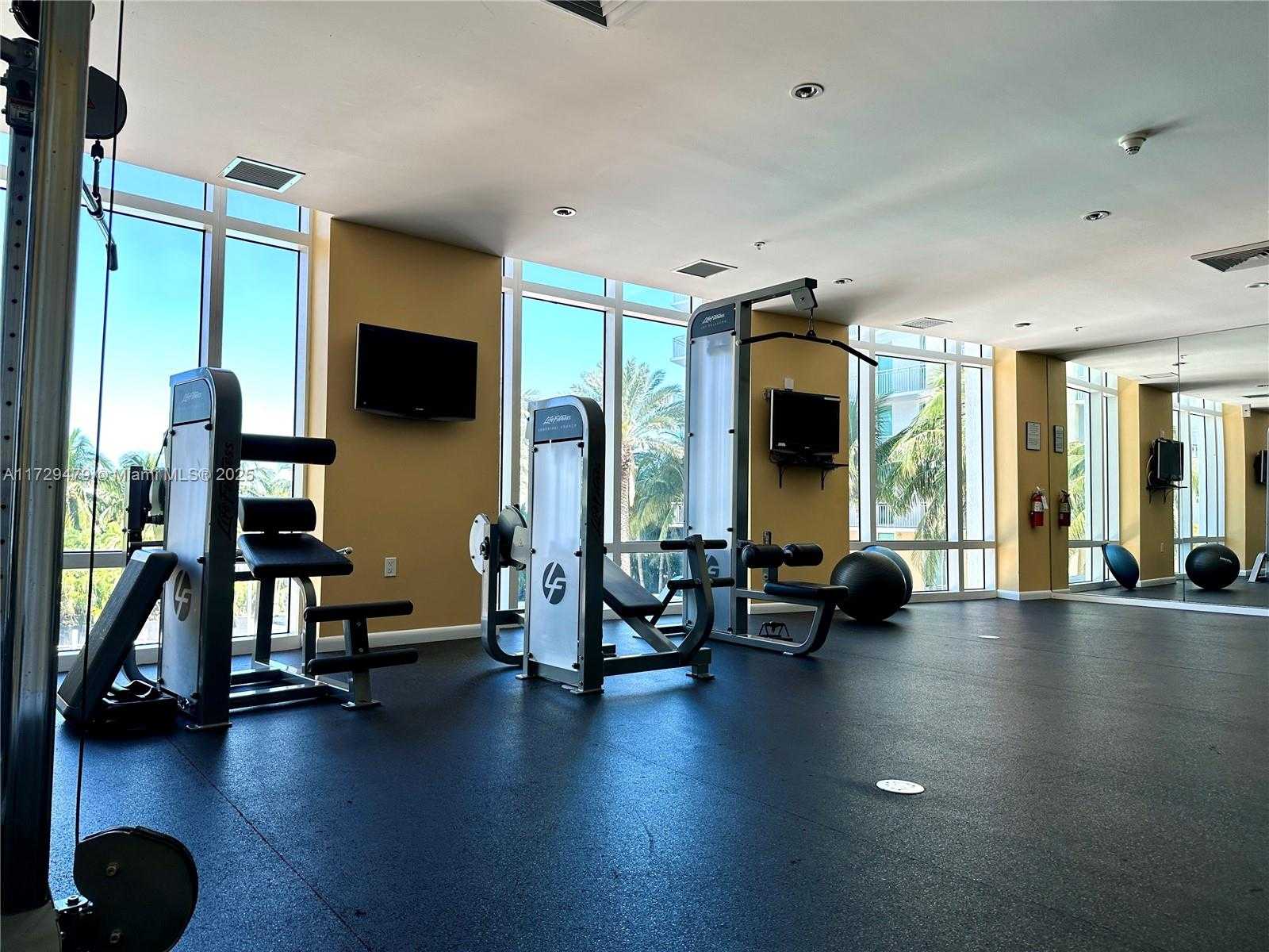 Small Image of 1755 EAST HALLANDALE BEACH BLVD #1605E, Hallandale Beach Number 25