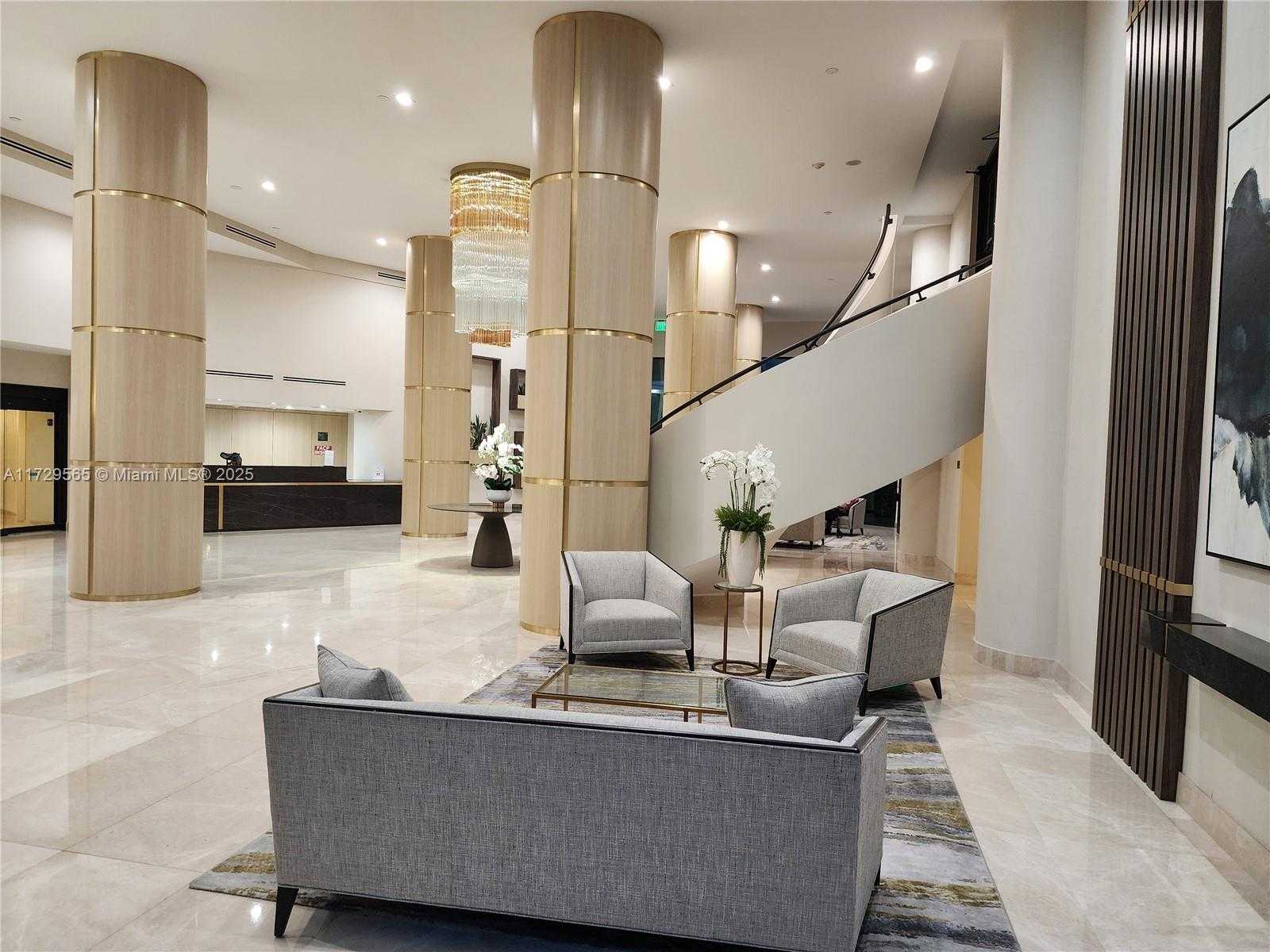 Small Image of 3500 MYSTIC POINTE DR #401, Aventura Number 10
