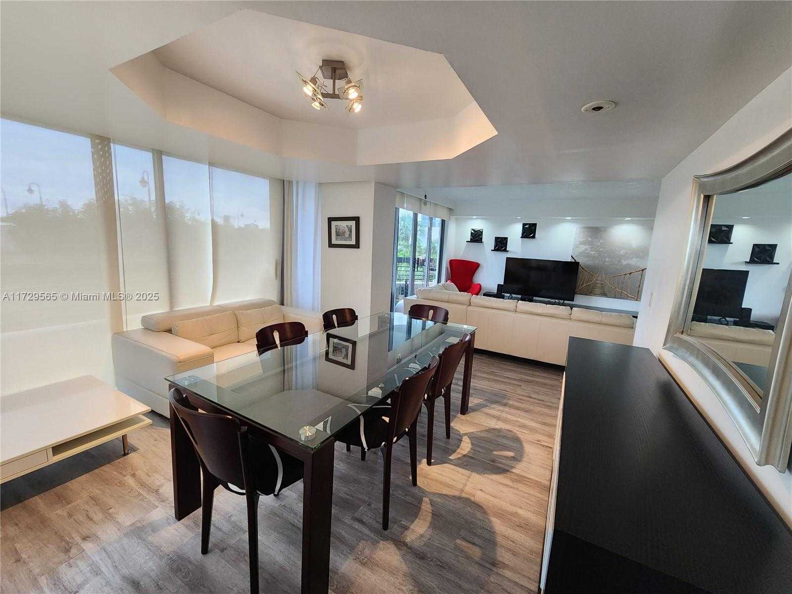 Small Image of 3500 MYSTIC POINTE DR #401, Aventura Number 24