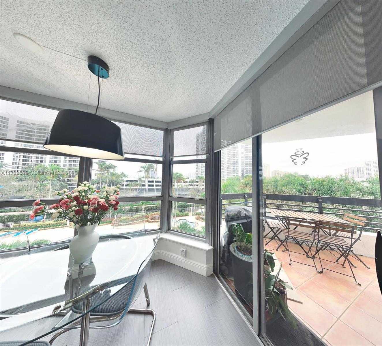 Small Image of 3500 MYSTIC POINTE DR #401, Aventura Number 33