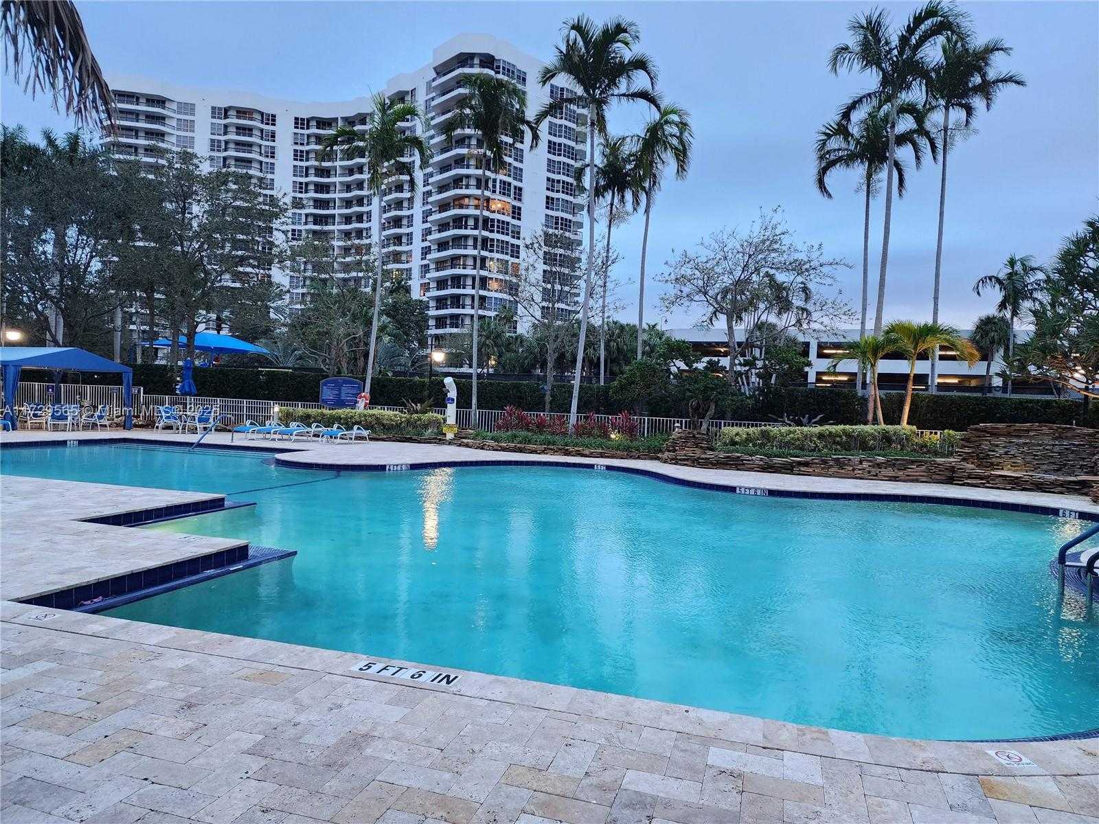 Small Image of 3500 MYSTIC POINTE DR #401, Aventura Number 62