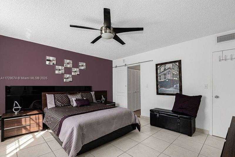 Small Image of 17800 ATLANTIC BLVD #203, Sunny Isles Beach Number 24