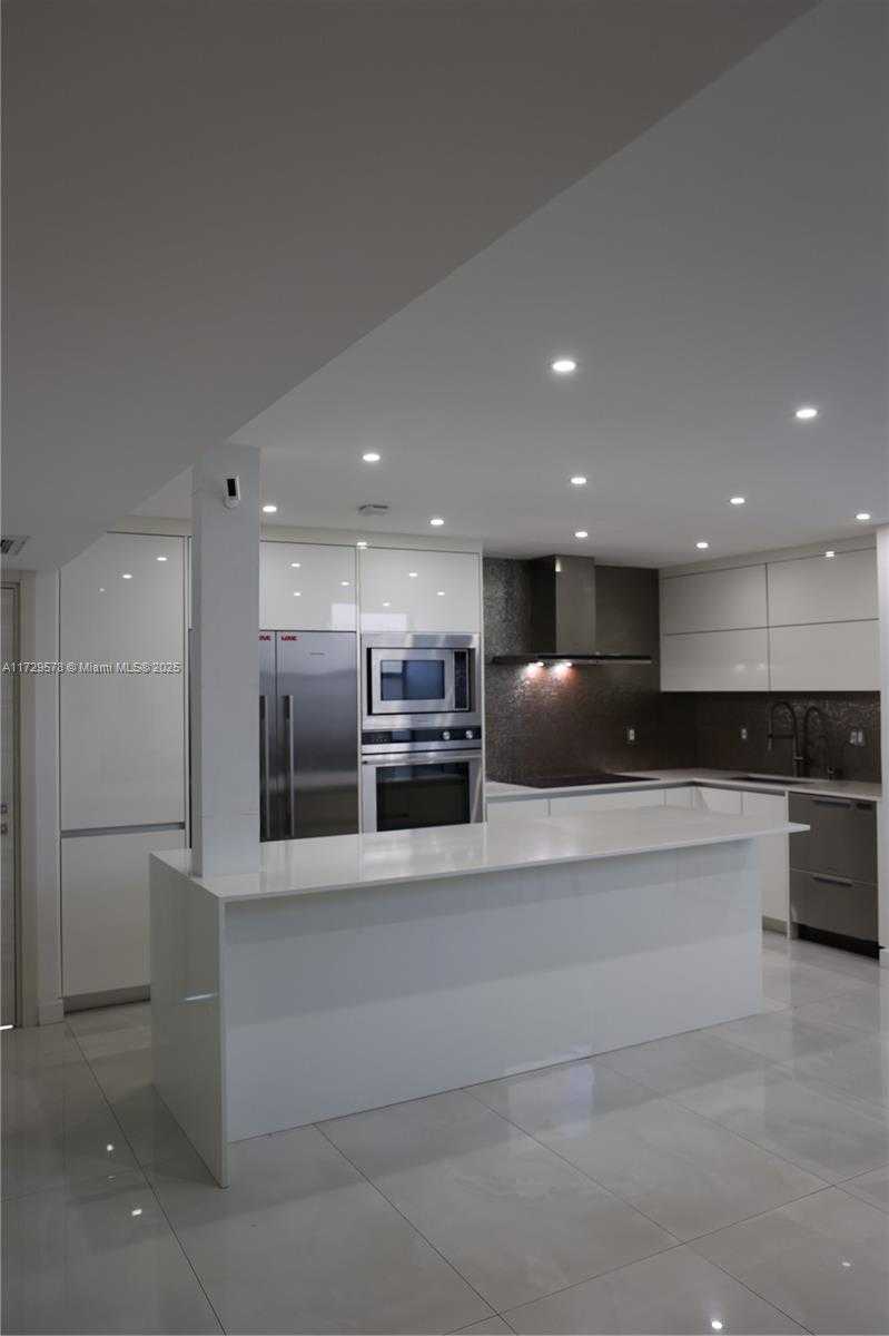 Small Image of 20291 NORTH EAST 30TH AVE #PH24, Aventura Number 2