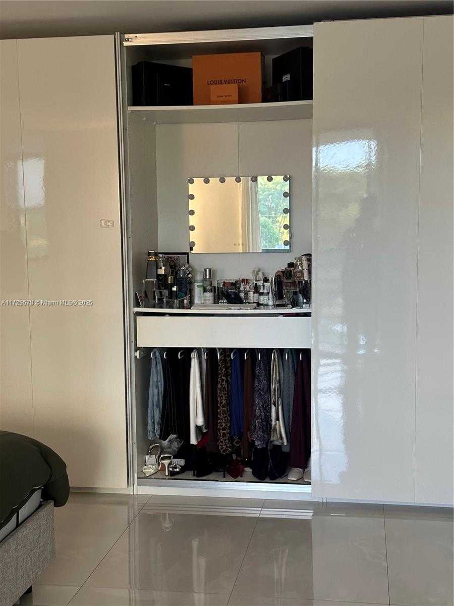 Small Image of 20291 NORTH EAST 30TH AVE #PH24, Aventura Number 25