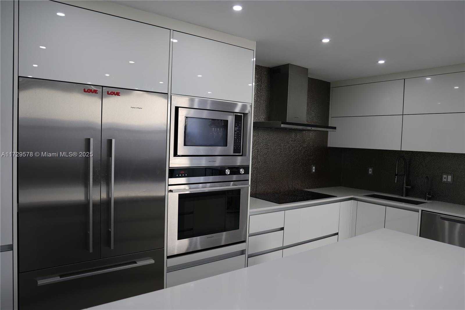 Small Image of 20291 NORTH EAST 30TH AVE #PH24, Aventura Number 4