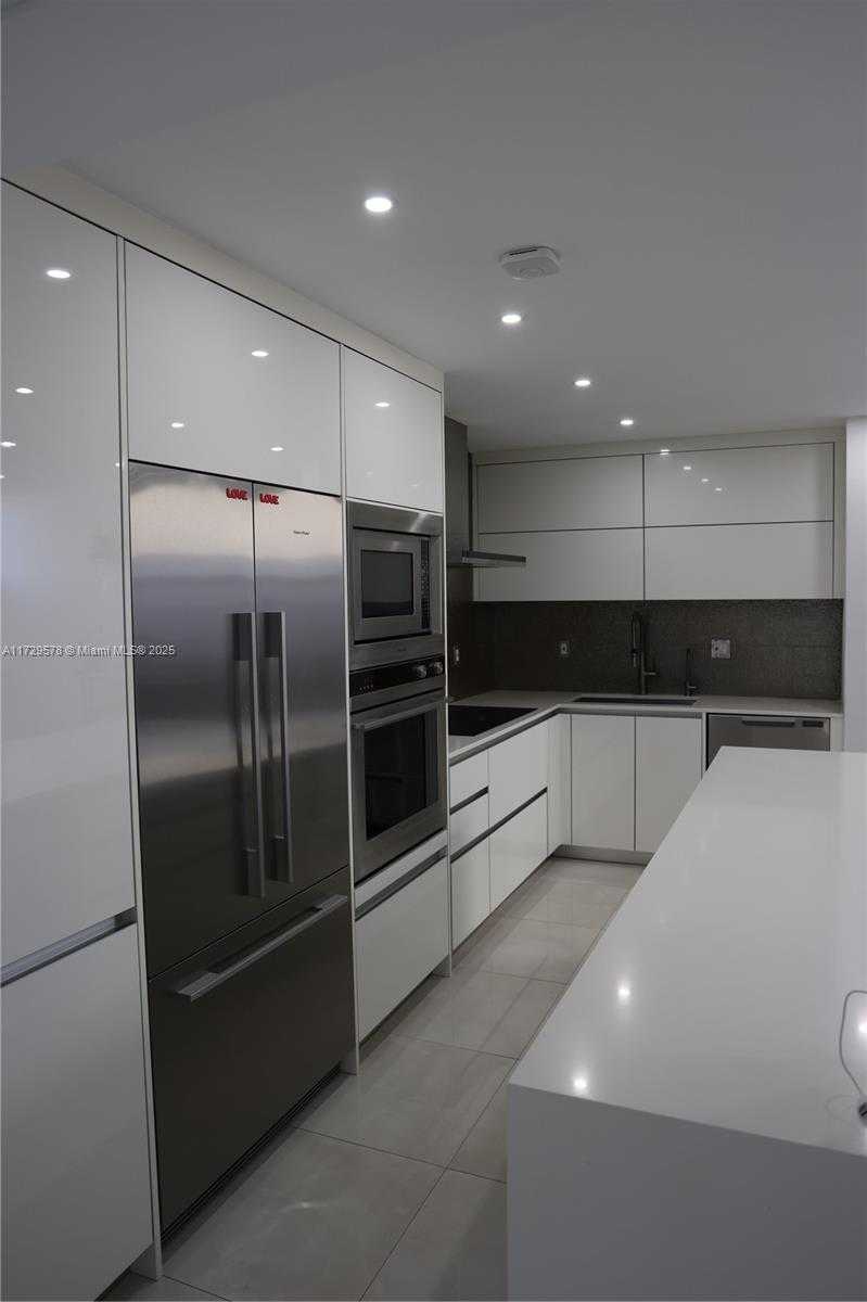 Small Image of 20291 NORTH EAST 30TH AVE #PH24, Aventura Number 5
