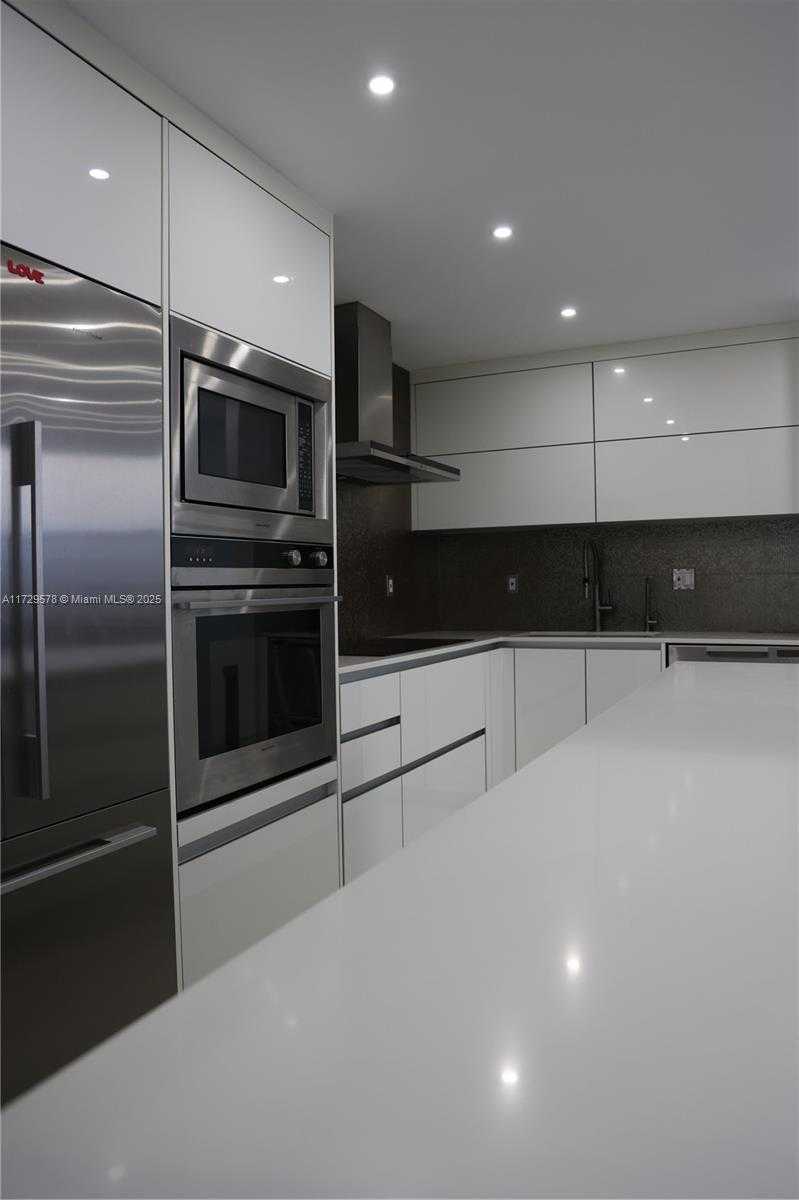 Small Image of 20291 NORTH EAST 30TH AVE #PH24, Aventura Number 7