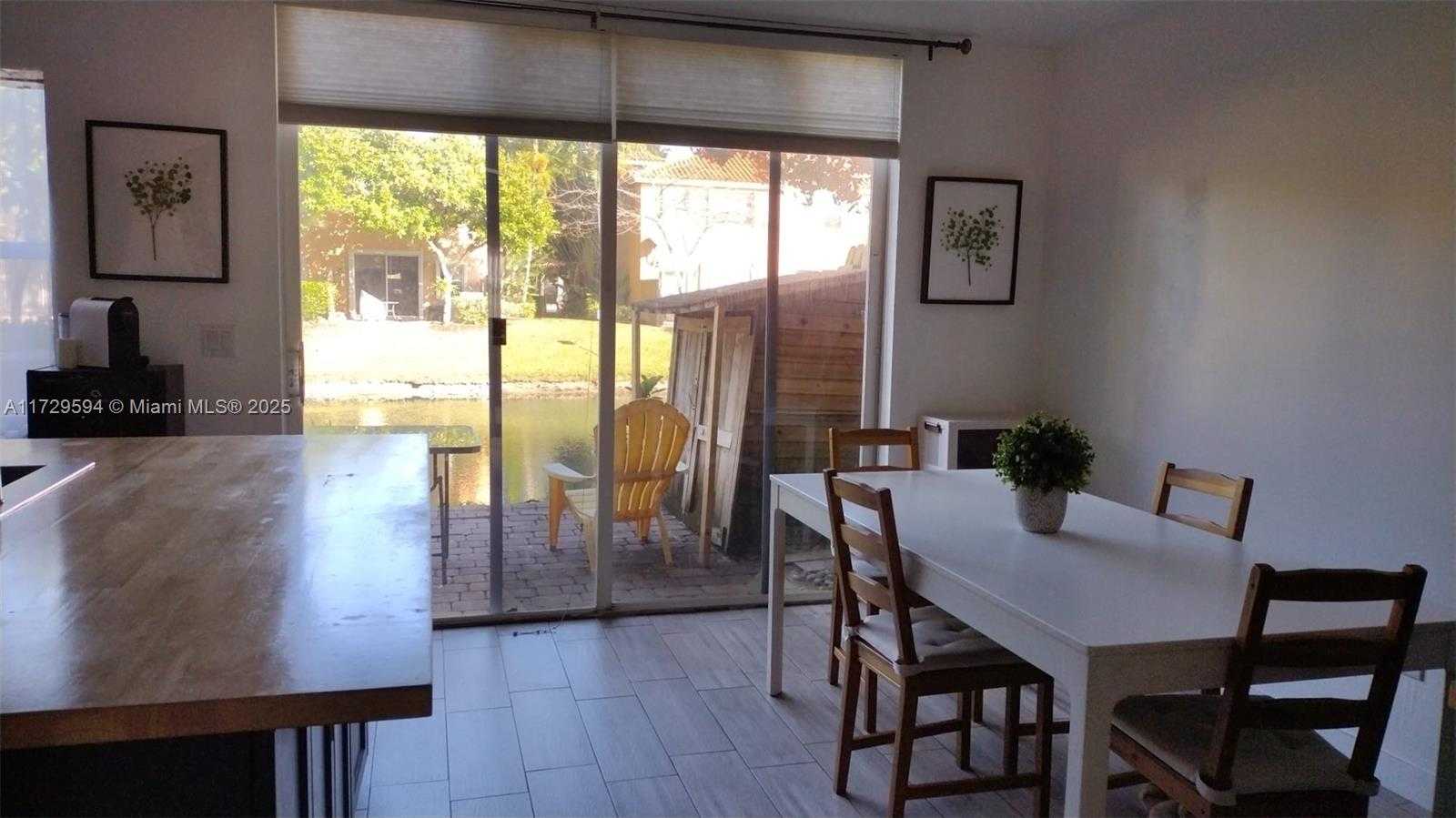 Small Image of 4938 WINDWARD WAY #1304, Dania Beach Number 5
