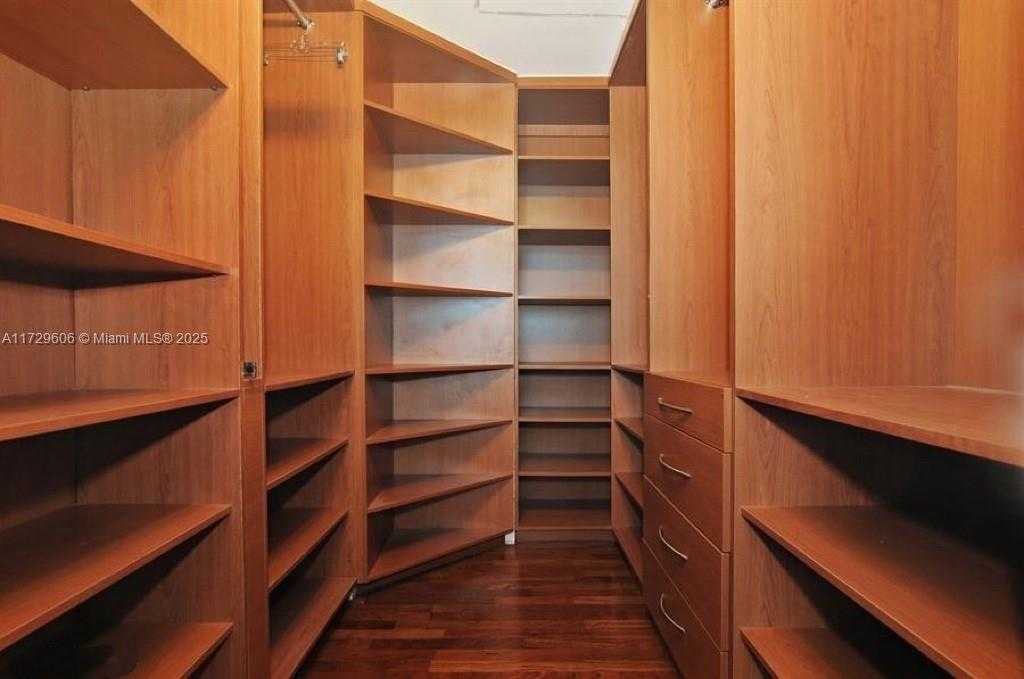 Small Image of 1250 SOUTH MIAMI AVE #2214, Miami Number 8