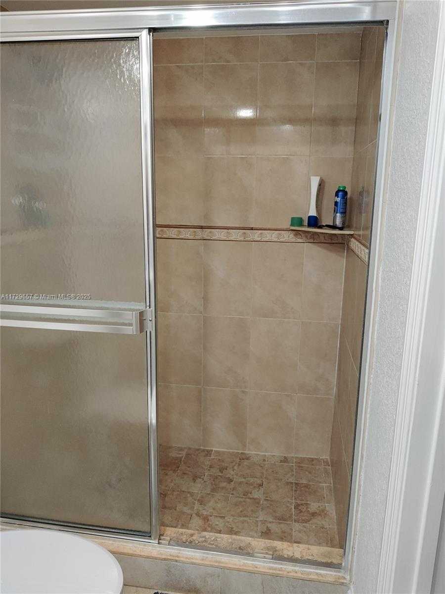 Small Image of 500 NORTH EAST 12TH AVE #102, Hallandale Beach Number 13