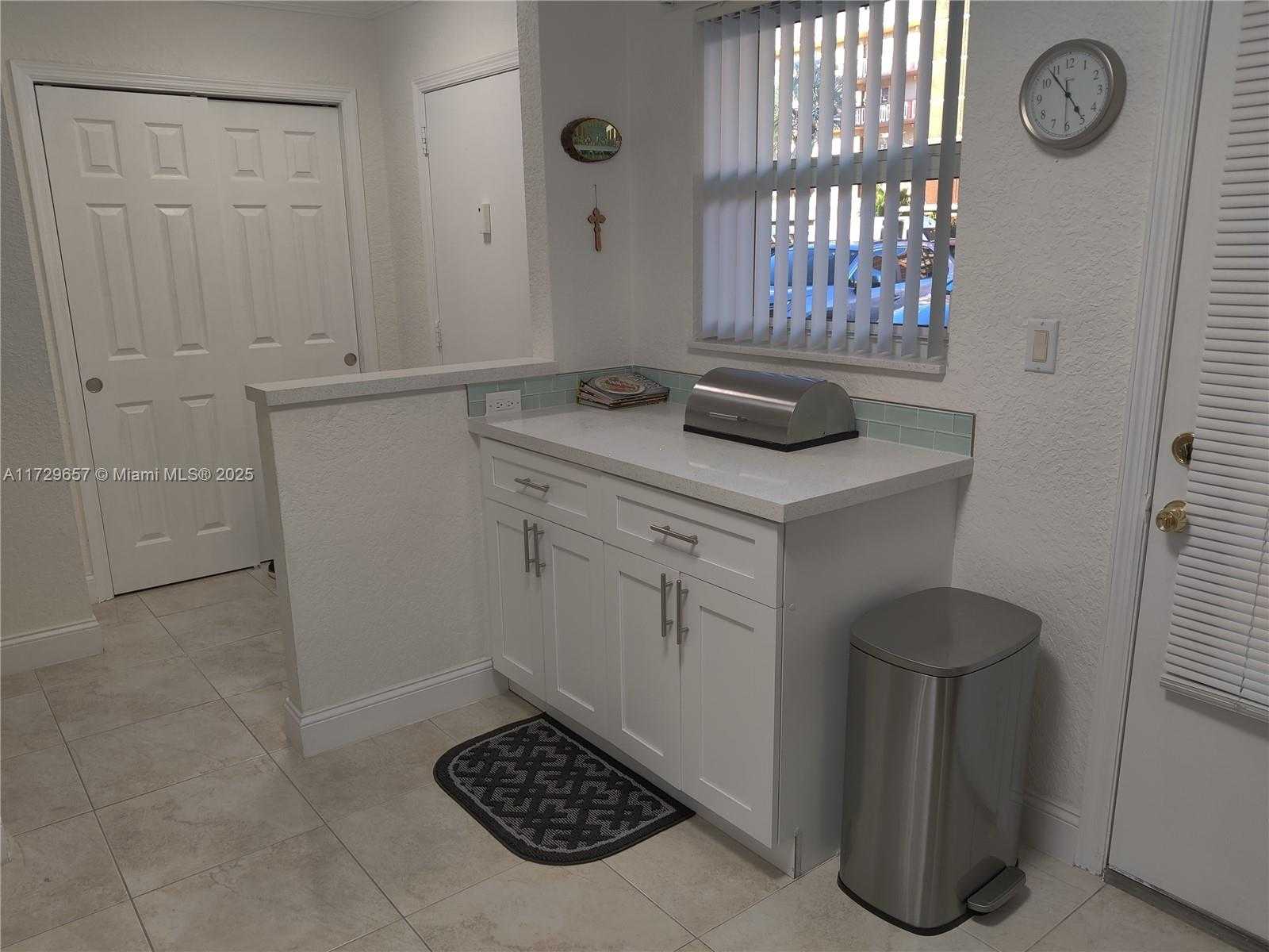 Small Image of 500 NORTH EAST 12TH AVE #102, Hallandale Beach Number 3