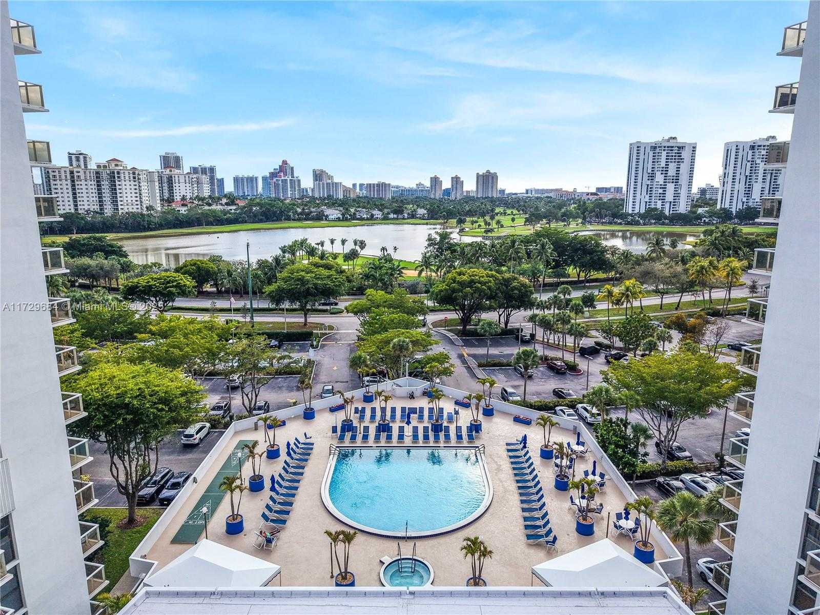 Small Image of 3701 NORTH COUNTRY CLUB DR #203, Aventura Number 2