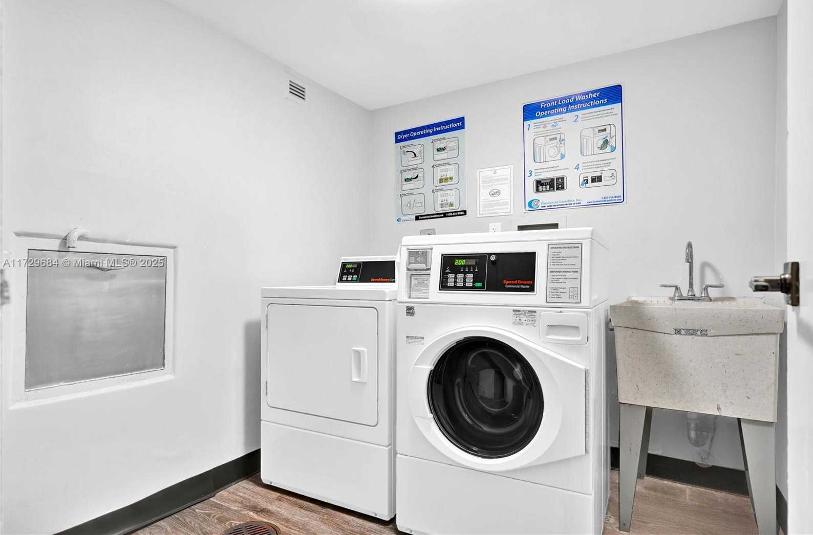 Small Image of 3701 NORTH COUNTRY CLUB DR #203, Aventura Number 35