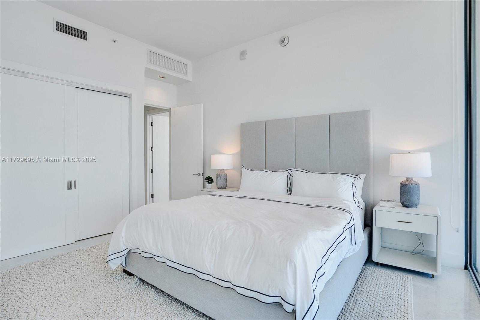 Small Image of 18501 COLLINS AVE #4304, Sunny Isles Beach Number 15