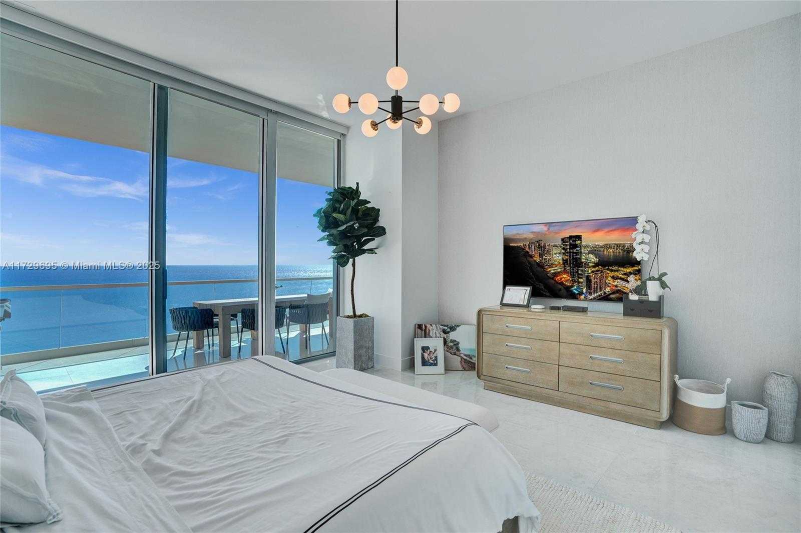 Small Image of 18501 COLLINS AVE #4304, Sunny Isles Beach Number 31