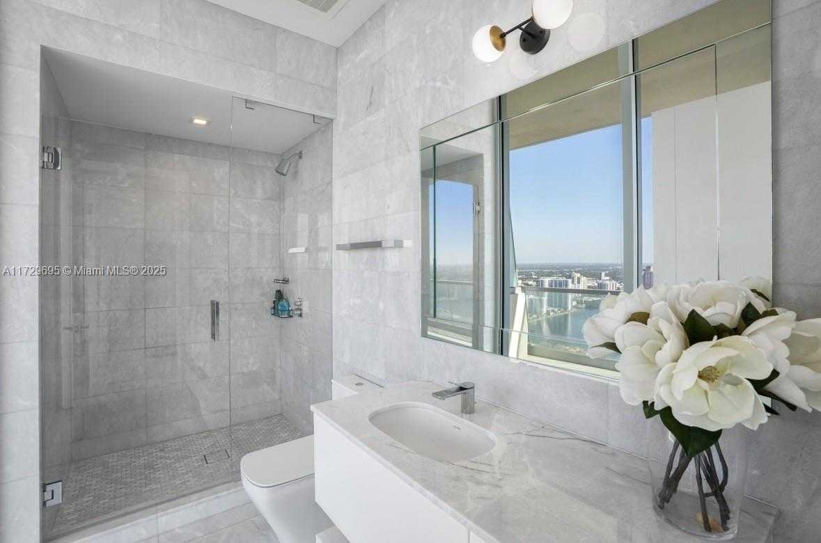 Small Image of 18501 COLLINS AVE #4304, Sunny Isles Beach Number 7