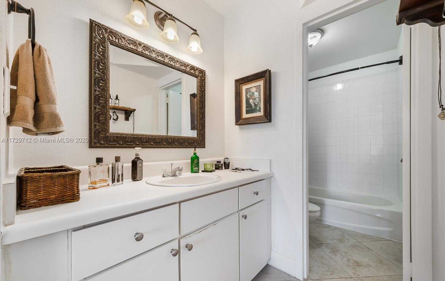 Small Image of 5020 NORTH WEST 79TH AVE #303, Doral Number 11
