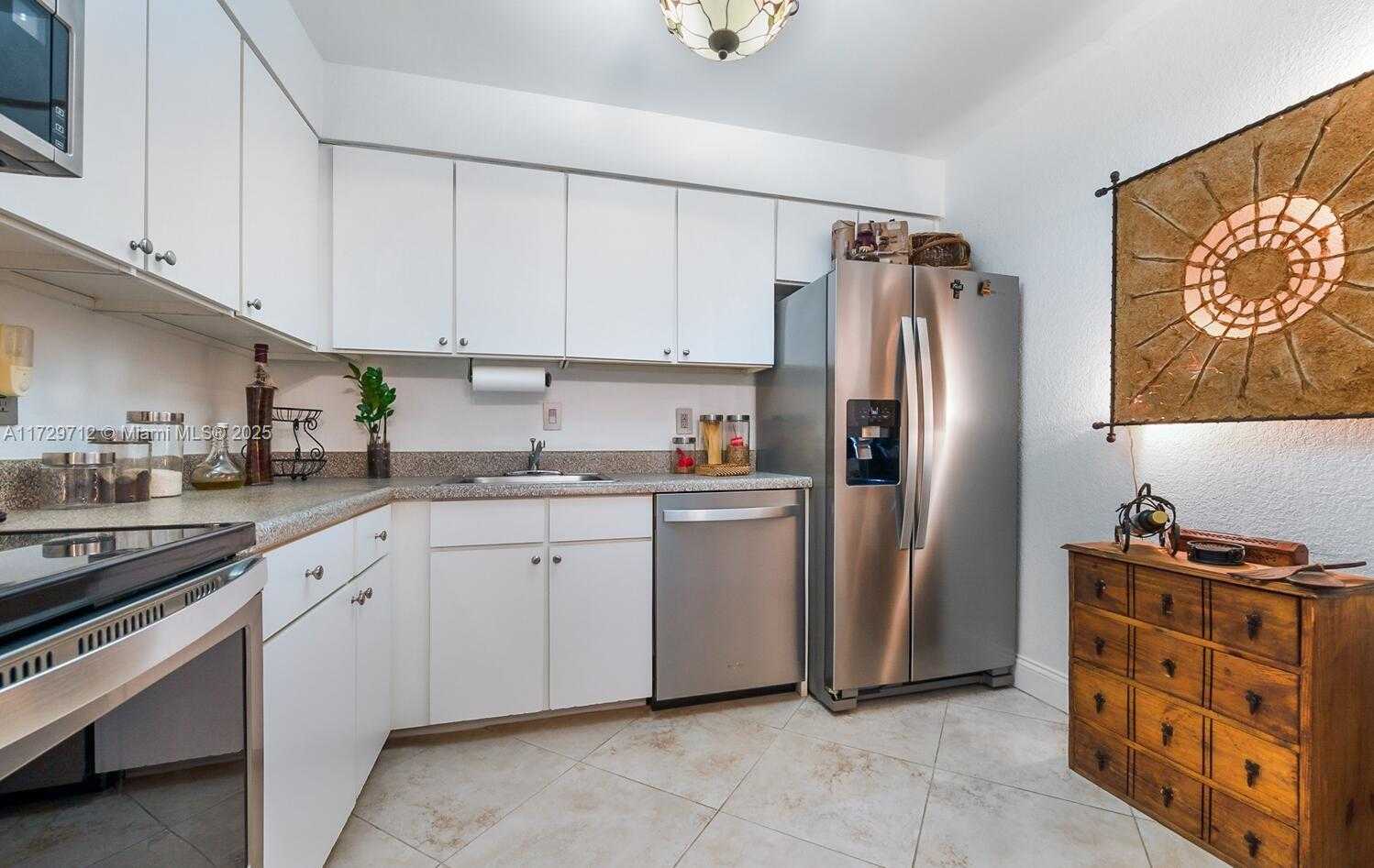 Small Image of 5020 NORTH WEST 79TH AVE #303, Doral Number 4
