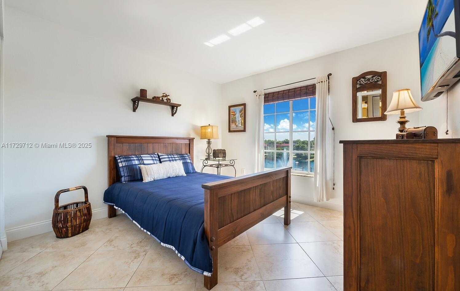 Small Image of 5020 NORTH WEST 79TH AVE #303, Doral Number 8