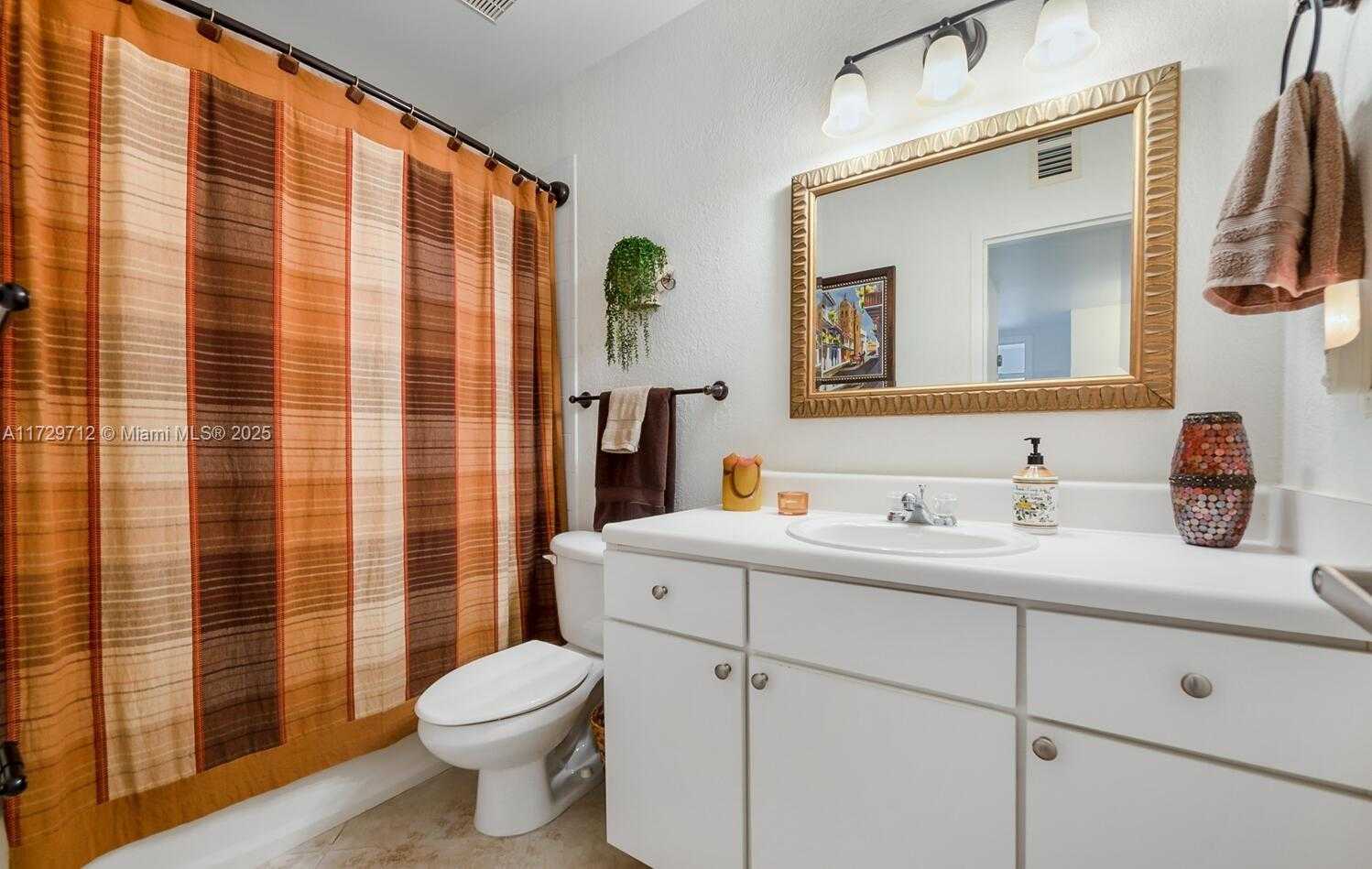 Small Image of 5020 NORTH WEST 79TH AVE #303, Doral Number 9