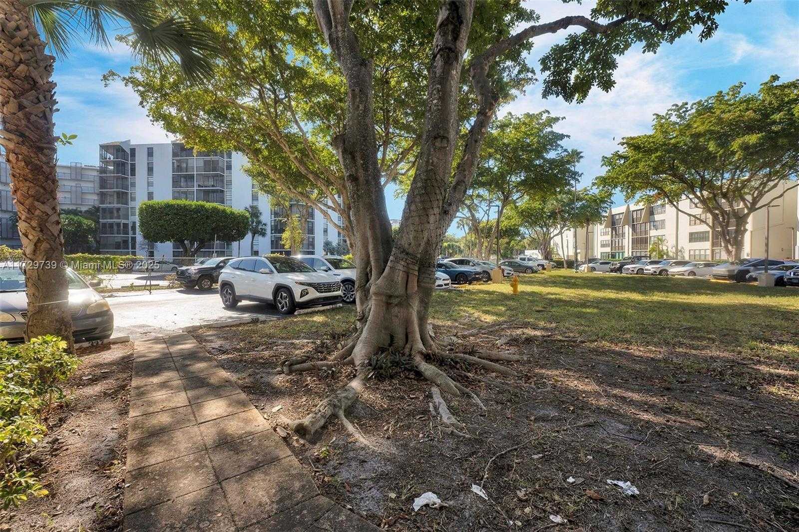 Small Image of 20441 NORTH EAST 30TH AVE #106-9, Aventura Number 37