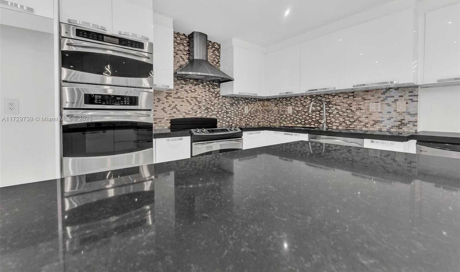 Small Image of 20441 NORTH EAST 30TH AVE #106-9, Aventura Number 7