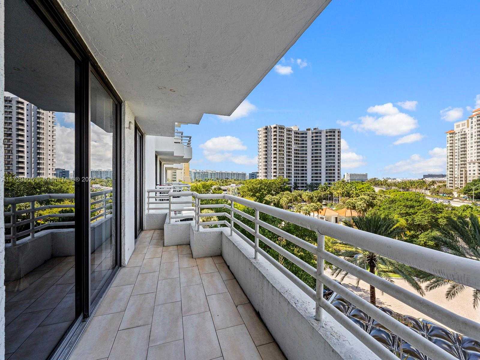 Small Image of 3300 NORTH EAST 192ND ST #603, Aventura Number 18