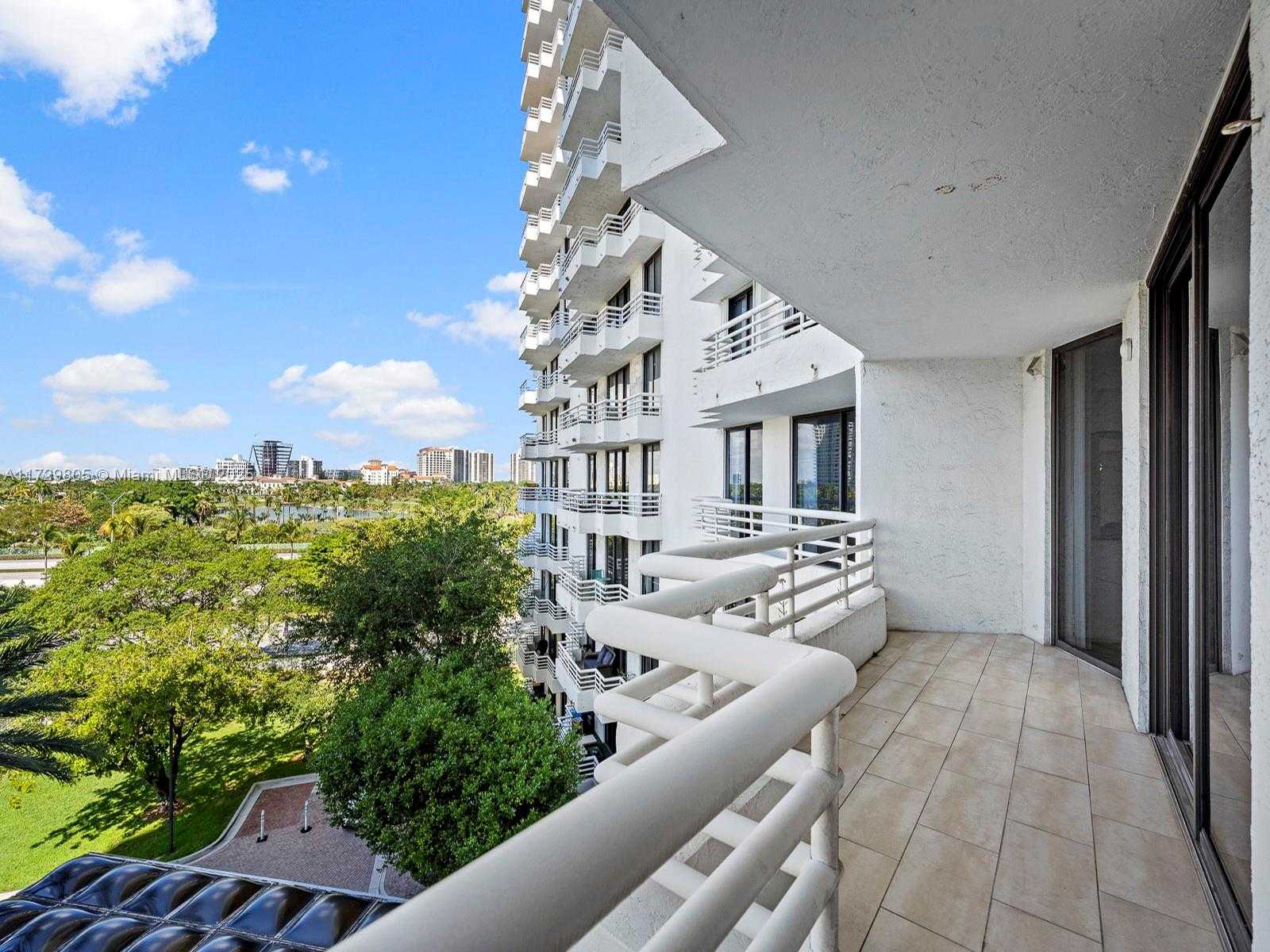 Small Image of 3300 NORTH EAST 192ND ST #603, Aventura Number 19