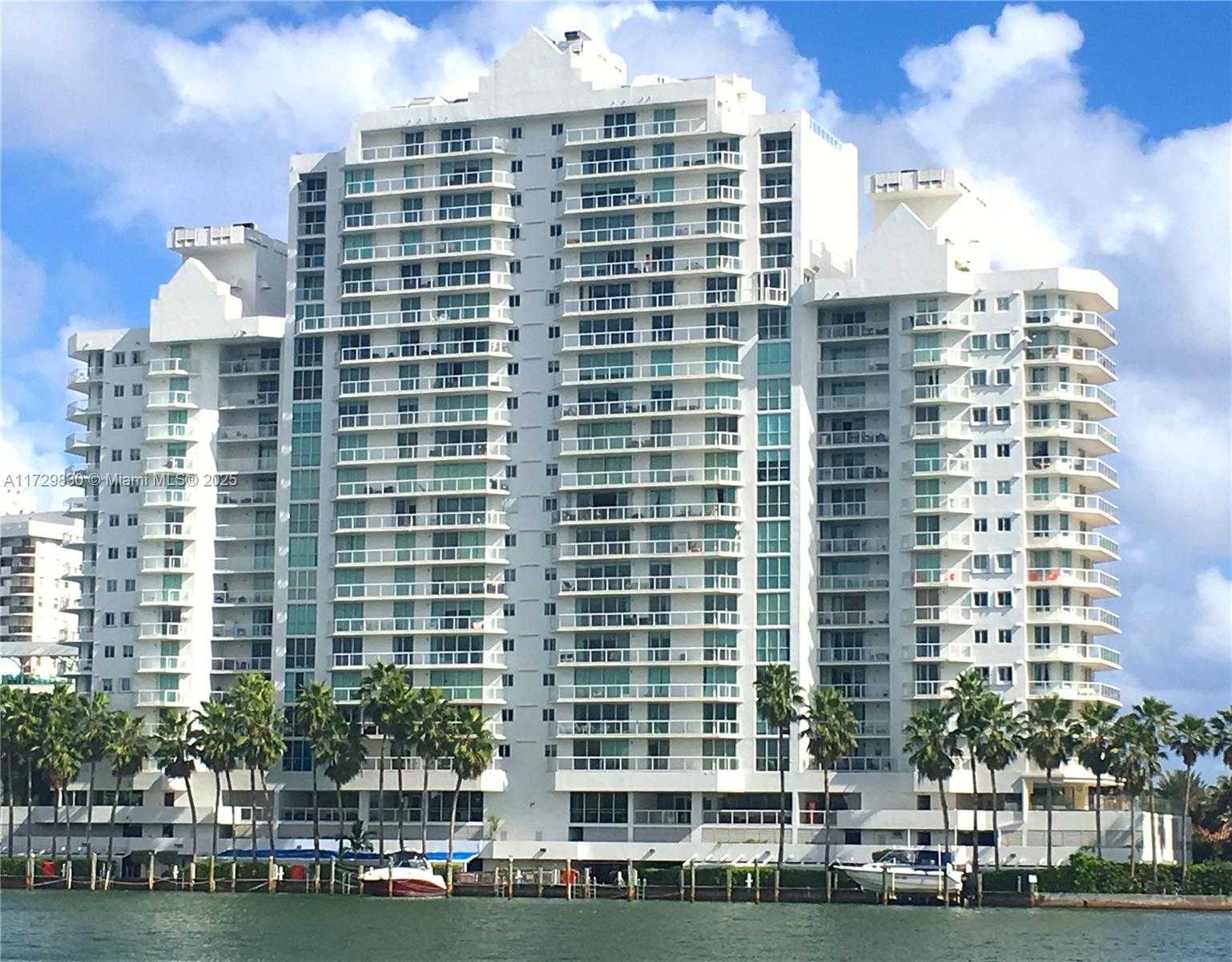 Small Image of 5900 COLLINS AVE #2105, Miami Beach Number 23