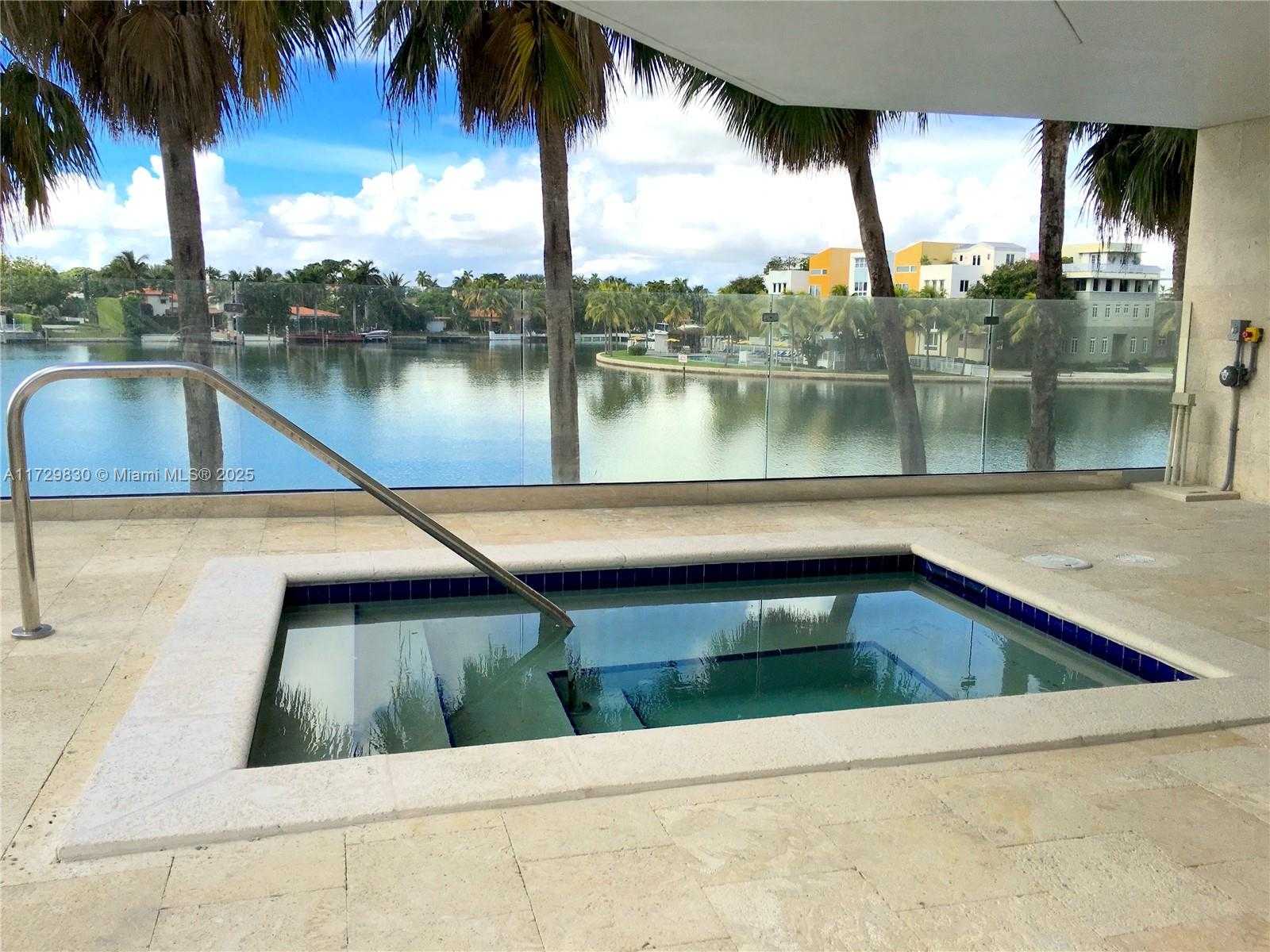 Small Image of 5900 COLLINS AVE #2105, Miami Beach Number 26